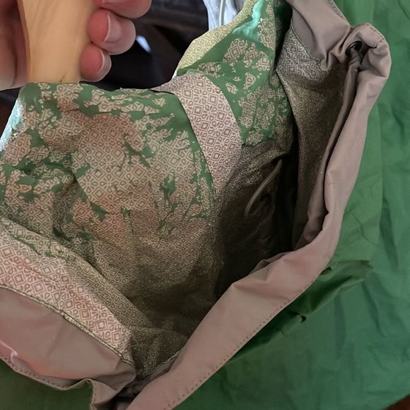 The North Face Green Rain Jacket - Picture 5 of 5